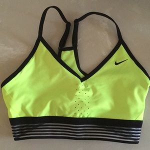 Nike pro indy mesh bra (medium)
